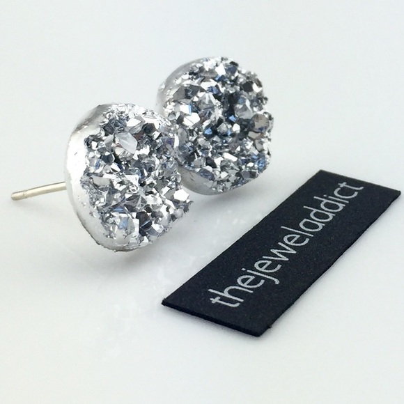 3 for 15🎀chunky silver metallic Drusy style studs - Picture 3 of 8